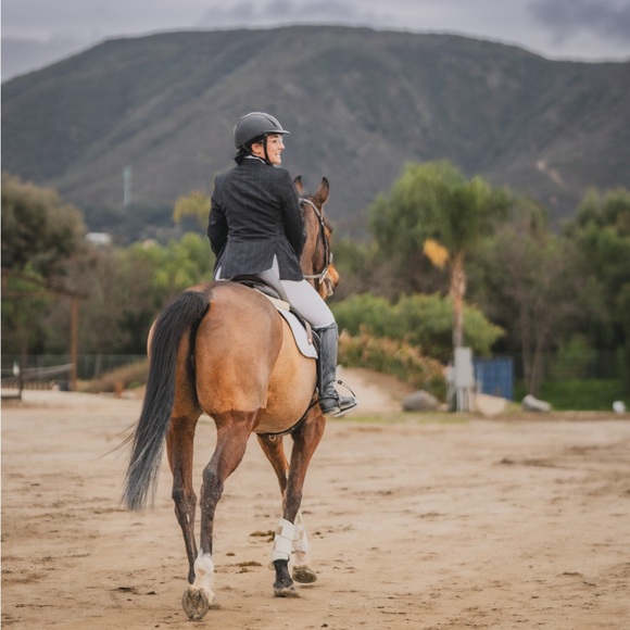 Meet The Posher - Picture 4 of 6